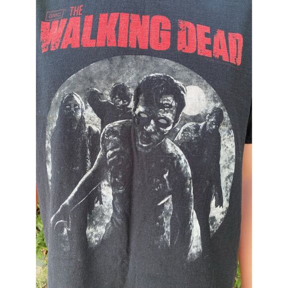 The Walking Dead Shirt Men's Large Black Zombies TV Promo Y2K 2012 AMC - Picture 2 of 6